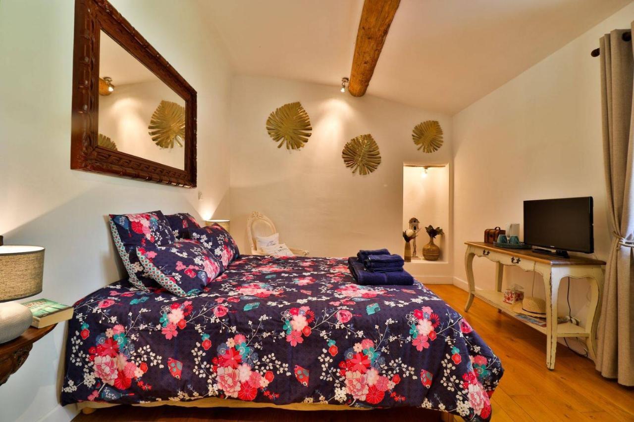 Le Mas De La Calade Bed and Breakfast Aix-en-Provence Exteriör bild